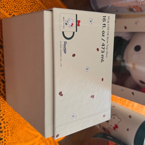 Starbucks x Hello Kitty Mug with Bow Top - Picture 3 of 3